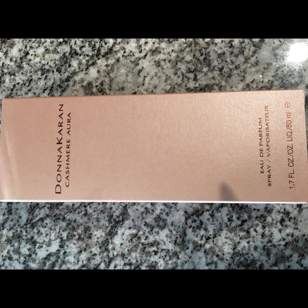 Donna Karan Cashmere Aura